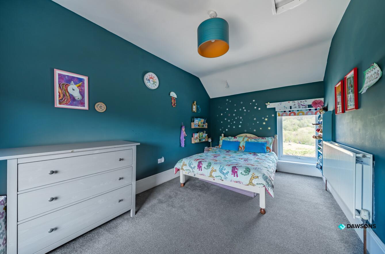 Carmarthen Road, Fforest, Pontarddulais, Swansea, SA4 0FT